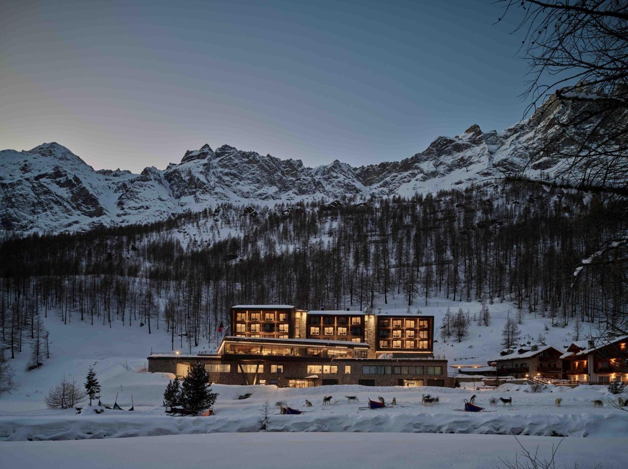 Hotel Cervino - Vretreats Breuil-Cervinia Esterno foto